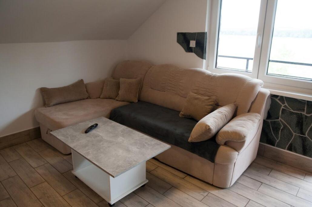 Apartmany U Dlouhana Kadaň Exteriör bild