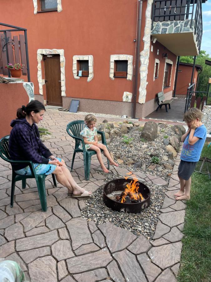 Apartmany U Dlouhana Kadaň Exteriör bild